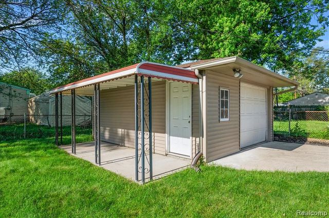 26061 Cameo Court, Madison Heights, MI 48071