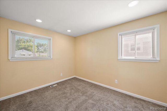 26061 Cameo Court, Madison Heights, MI 48071