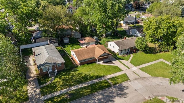 26061 Cameo Court, Madison Heights, MI 48071