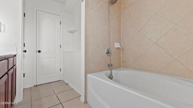 4085 HUECO LAND Lane, El Paso, TX 79938