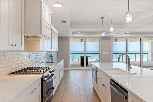 14048 GULF BOULEVARD 201, Madeira Beach, FL 33708