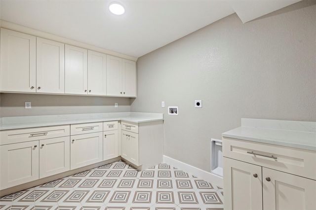 14048 GULF BOULEVARD 201, Madeira Beach, FL 33708
