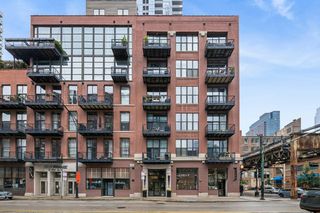 300 W Grand Avenue 312, Chicago, IL 60654