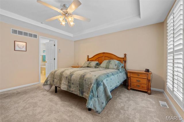 127 Stonebridge Manor Drive, Maryville, IL 62062