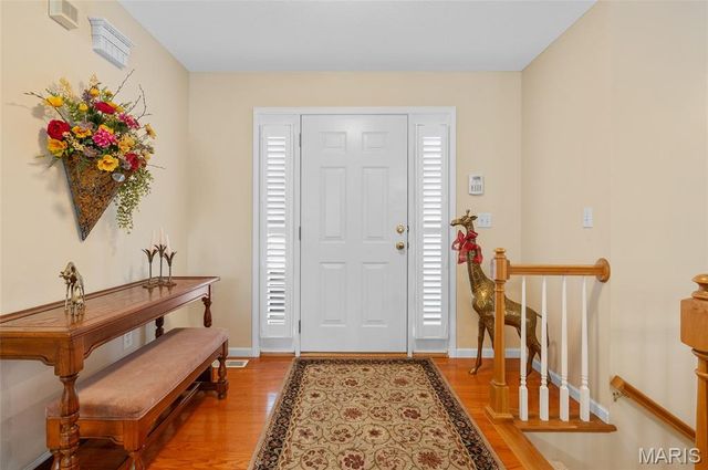 127 Stonebridge Manor Drive, Maryville, IL 62062