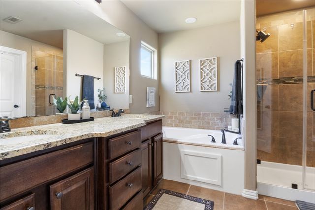 216 Ford Street, Lowell, AR 72745