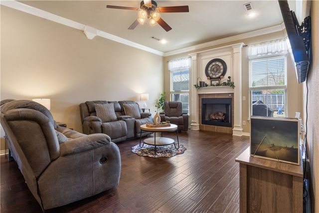 216 Ford Street, Lowell, AR 72745