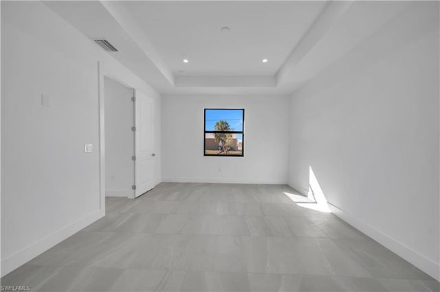 2208 NE 9th AVE, Cape Coral, FL 33909