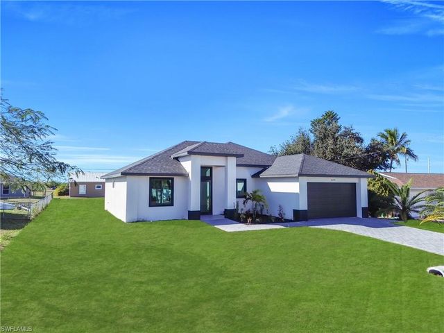 2208 NE 9th AVE, Cape Coral, FL 33909