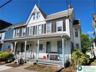 316 South Broad Street, Nazareth Boro, PA 18064