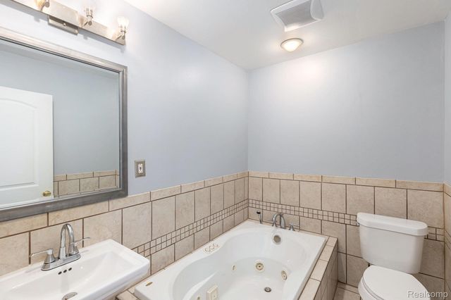 2657 Frankson Avenue, Rochester Hills, MI 48307