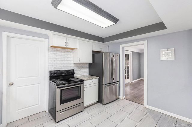 2657 Frankson Avenue, Rochester Hills, MI 48307