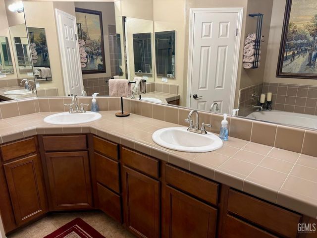 10903 Corbett Canyon Drive, Bakersfield, CA 93312