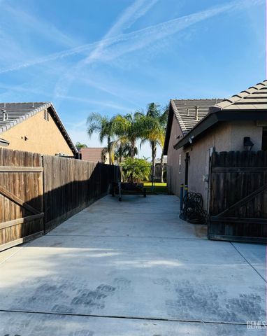 10903 Corbett Canyon Drive, Bakersfield, CA 93312