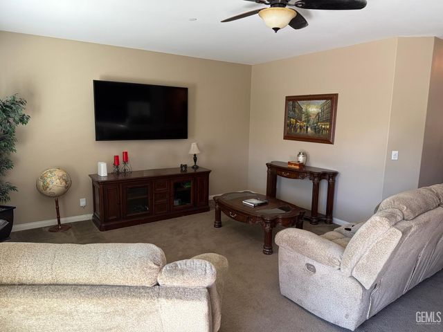 10903 Corbett Canyon Drive, Bakersfield, CA 93312