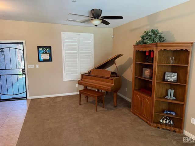10903 Corbett Canyon Drive, Bakersfield, CA 93312