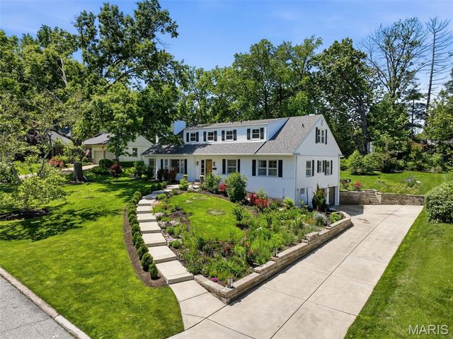 427 Clif Side Drive, Glendale, MO 63122