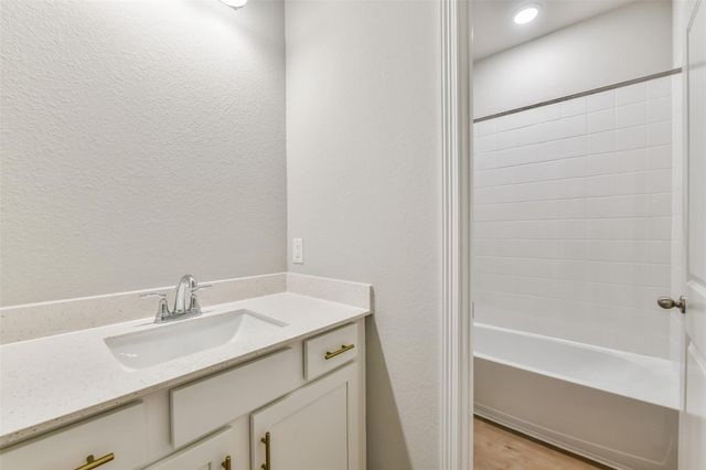 6410 Calhoun Road, Houston, TX 77021