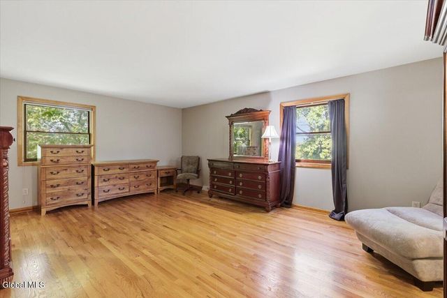 207 Hillcrest Avenue, Albany, NY 12203