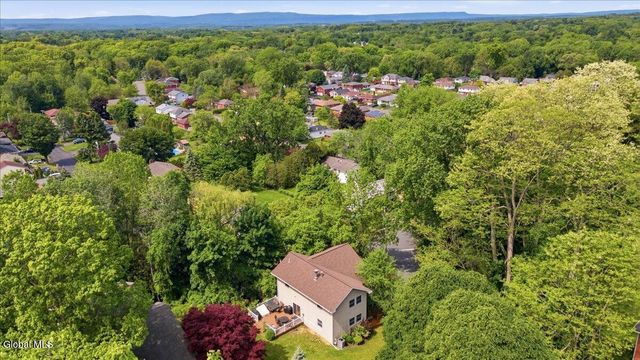 207 Hillcrest Avenue, Albany, NY 12203