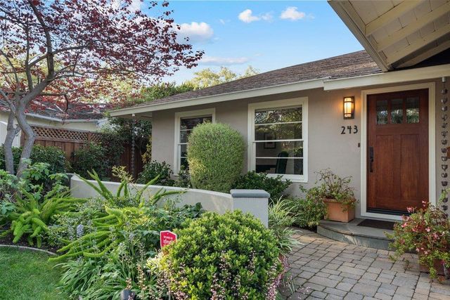 243 Robin Way, Menlo Park, CA 94025