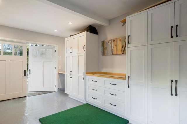 243 Robin Way, Menlo Park, CA 94025