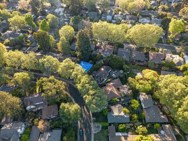 243 Robin Way, Menlo Park, CA 94025