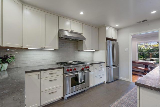 243 Robin Way, Menlo Park, CA 94025