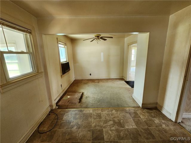 25521 Ferndale Rd, Petersburg, VA 23803