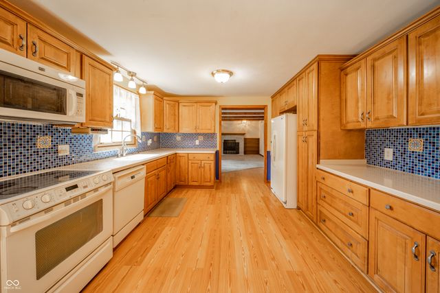 2922 Harbur Boulevard, Anderson, IN 46011