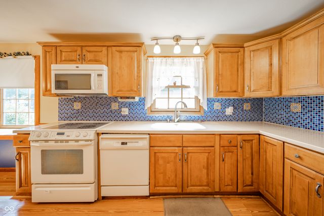 2922 Harbur Boulevard, Anderson, IN 46011