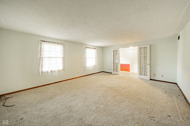 2922 Harbur Boulevard, Anderson, IN 46011