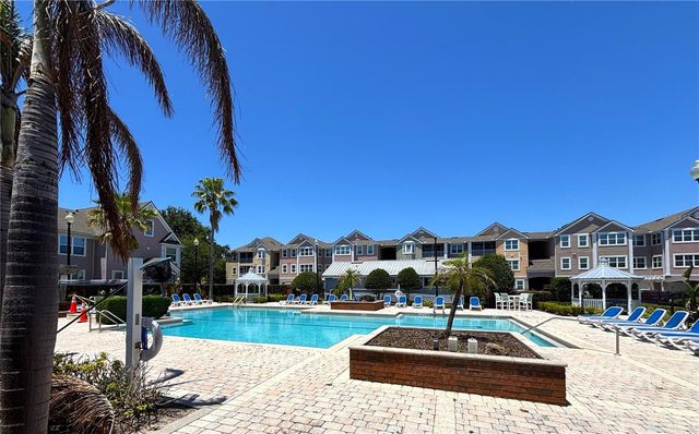6663 QUEENS BOROUGH AVENUE 303, Orlando, FL 32835