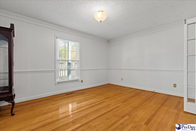 1305 Salem Rd, Hartsville, SC 29550