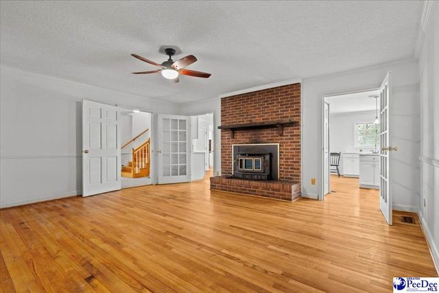 1305 Salem Rd, Hartsville, SC 29550