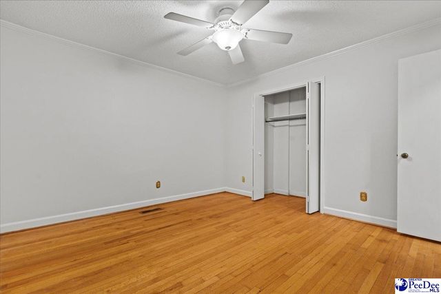 1305 Salem Rd, Hartsville, SC 29550