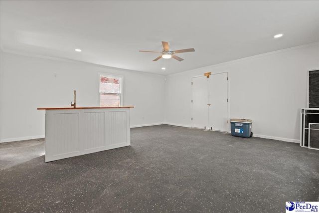 1305 Salem Rd, Hartsville, SC 29550