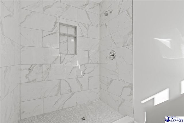 1305 Salem Rd, Hartsville, SC 29550