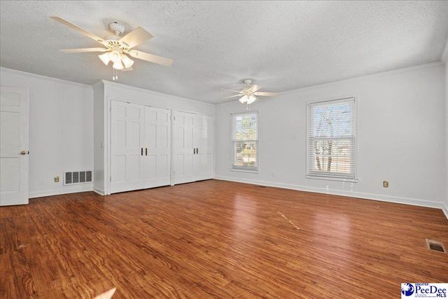 1305 Salem Rd, Hartsville, SC 29550