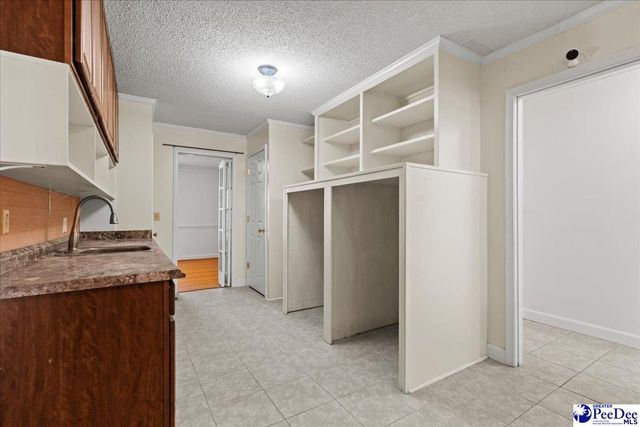 1305 Salem Rd, Hartsville, SC 29550