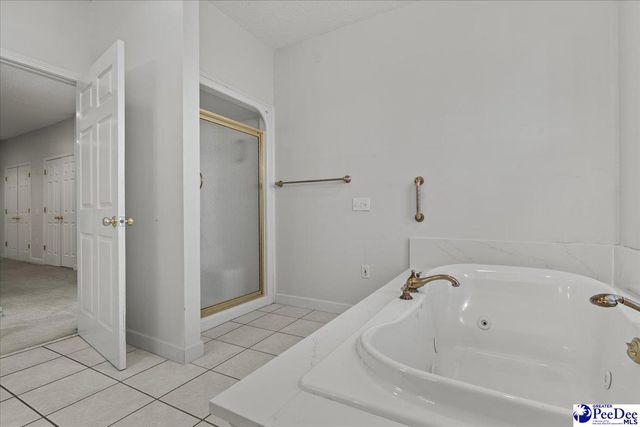 1305 Salem Rd, Hartsville, SC 29550