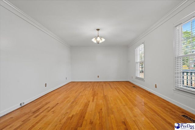 1305 Salem Rd, Hartsville, SC 29550