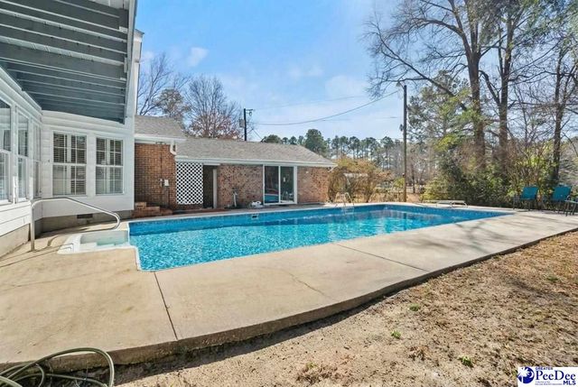 1305 Salem Rd, Hartsville, SC 29550