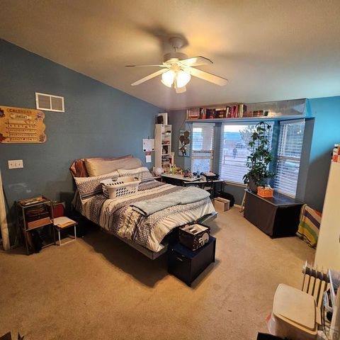 1286 N Ladonia Dr, Pueblo, CO 81007