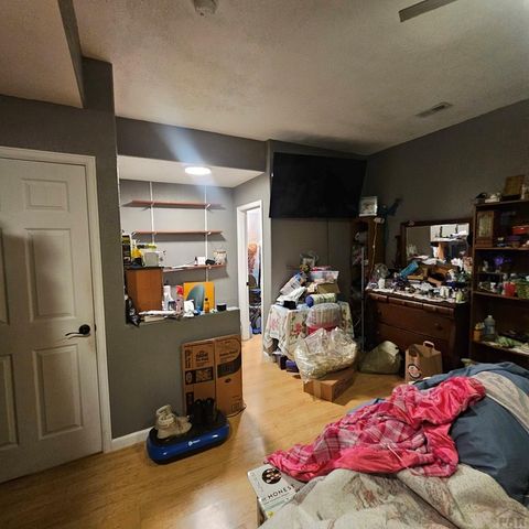 1286 N Ladonia Dr, Pueblo, CO 81007