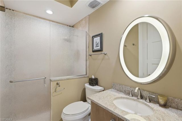 7976 Grand Bay DR 5, Naples, FL 34108