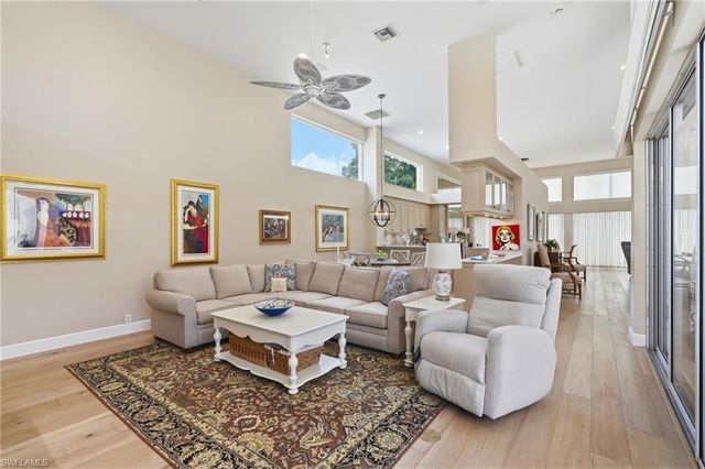 7976 Grand Bay DR 5, Naples, FL 34108