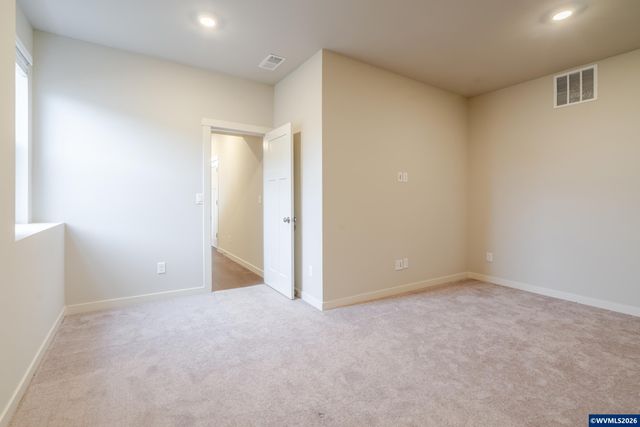 3246 Butte Dr, Forest Grove, OR 97116