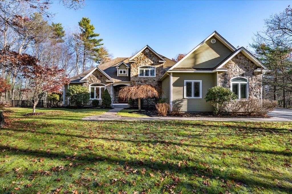 10 Northview Terrace, Hooksett, NH 03106