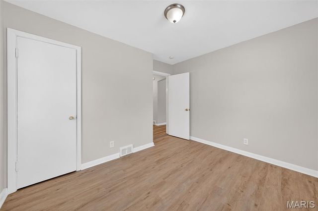 122 Elkan Avenue, St Louis, MO 63135